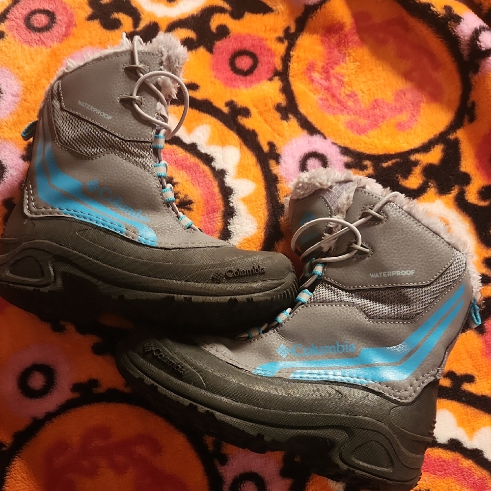 Columbia Gray and Blue Winter Boots Size 4